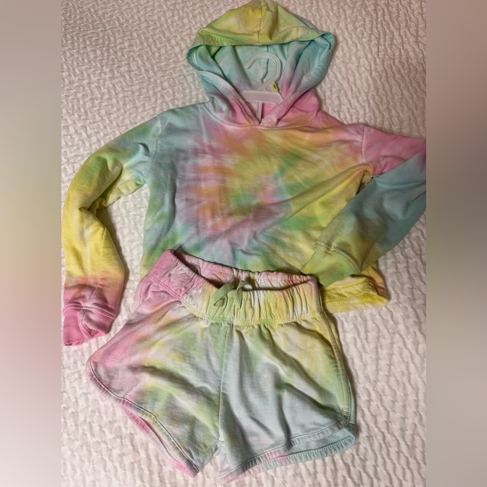 Tie dyed XS (about a 4t) long sleeve shirt matching set